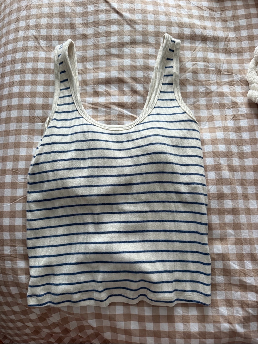 Abercrombie Bra-Free Rib Scoop Neck Tank